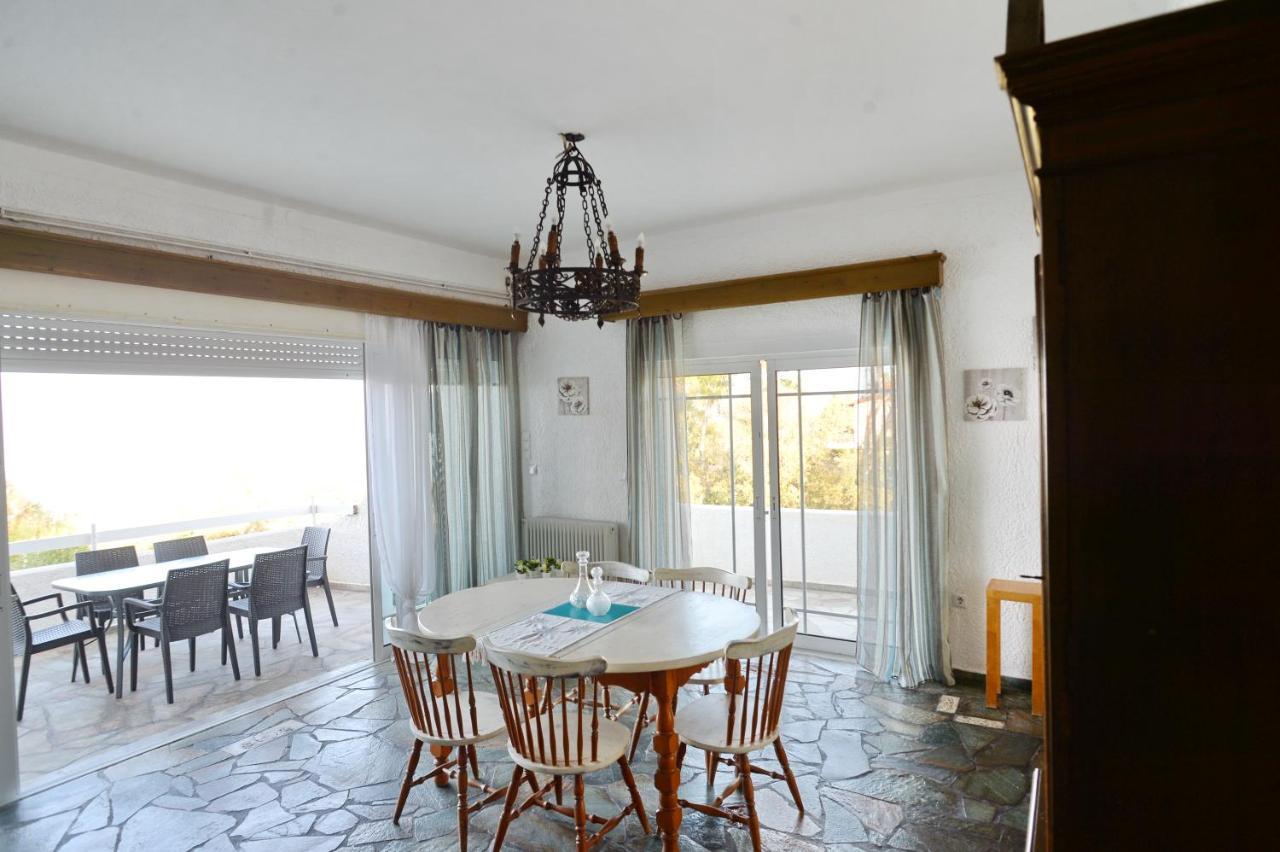 Antorina Beachfront Villas With Private Pools Kamari  外观 照片