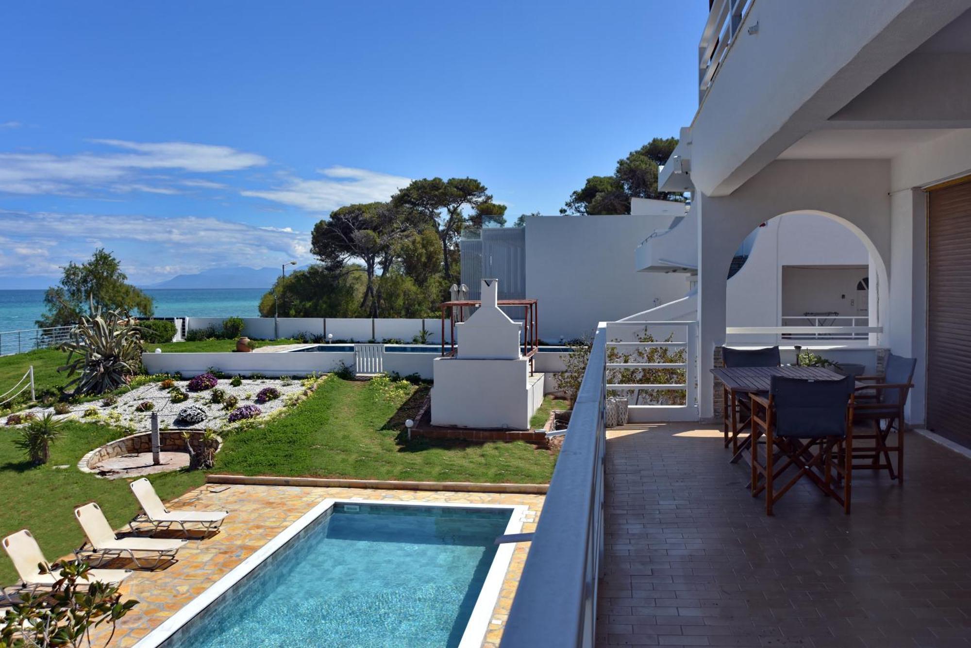 Antorina Beachfront Villas With Private Pools Kamari  外观 照片